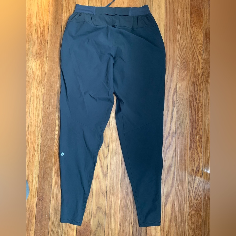 Lululemon mens Surge Hybrid Pant dark grey size S - Picture 6 of 8